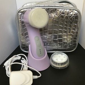 Pulsaderm Sonic Face Brush